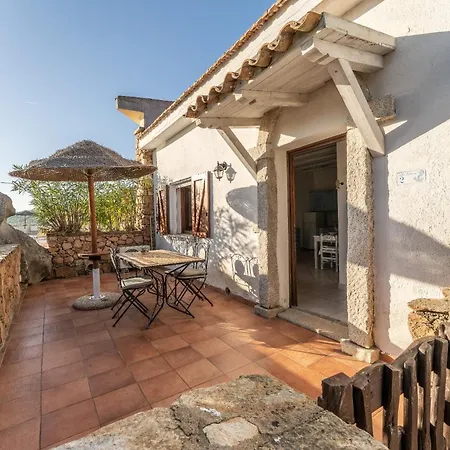 Chic Antonina T6 2 Bedroomapartment Sleeps 6 * Marinella (Sardinia)