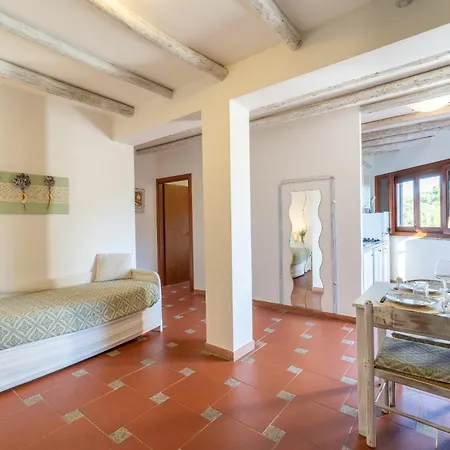 Chic Antonina T6 2 Bedroomapartment Sleeps 6 Apartamento Marinella (Sardinia)