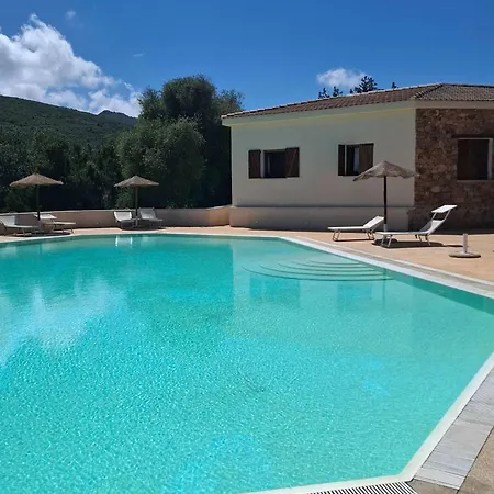 Chic Antonina T6 2 Bedroomapartment Sleeps 6 Appartement Marinella (Sardinia)