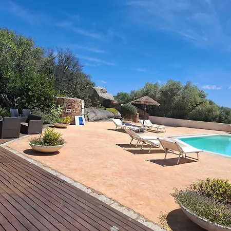 Chic Antonina T6 2 Bedroomapartment Sleeps 6 Marinella (Sardinia)