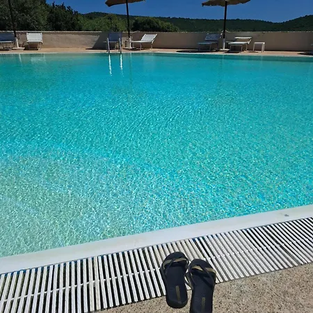 Chic Antonina T6 2 Bedroomapartment Sleeps 6 Marinella (Sardinia)